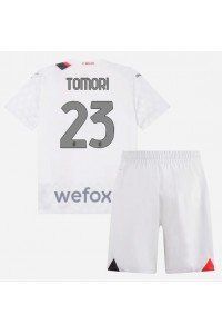 Fotbalové Dres AC Milan Fikayo Tomori #23 Dětské Venkovní Oblečení 2023-24 Krátký Rukáv (+ trenýrky)